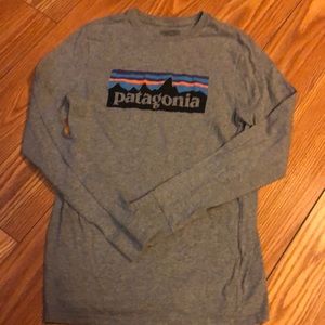 Girls XL Patagonia long sleeve gray tee
